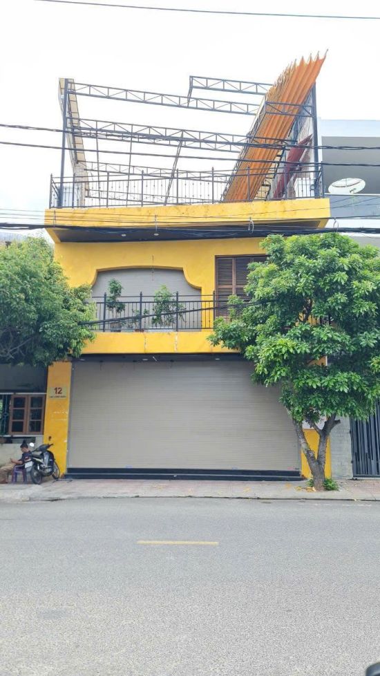 BÁN 40 TỶ HOẶC Cho Thuê nhà Mặt Tiền - TTTP Nha Trang - Ngang 8.5m | 247m2
